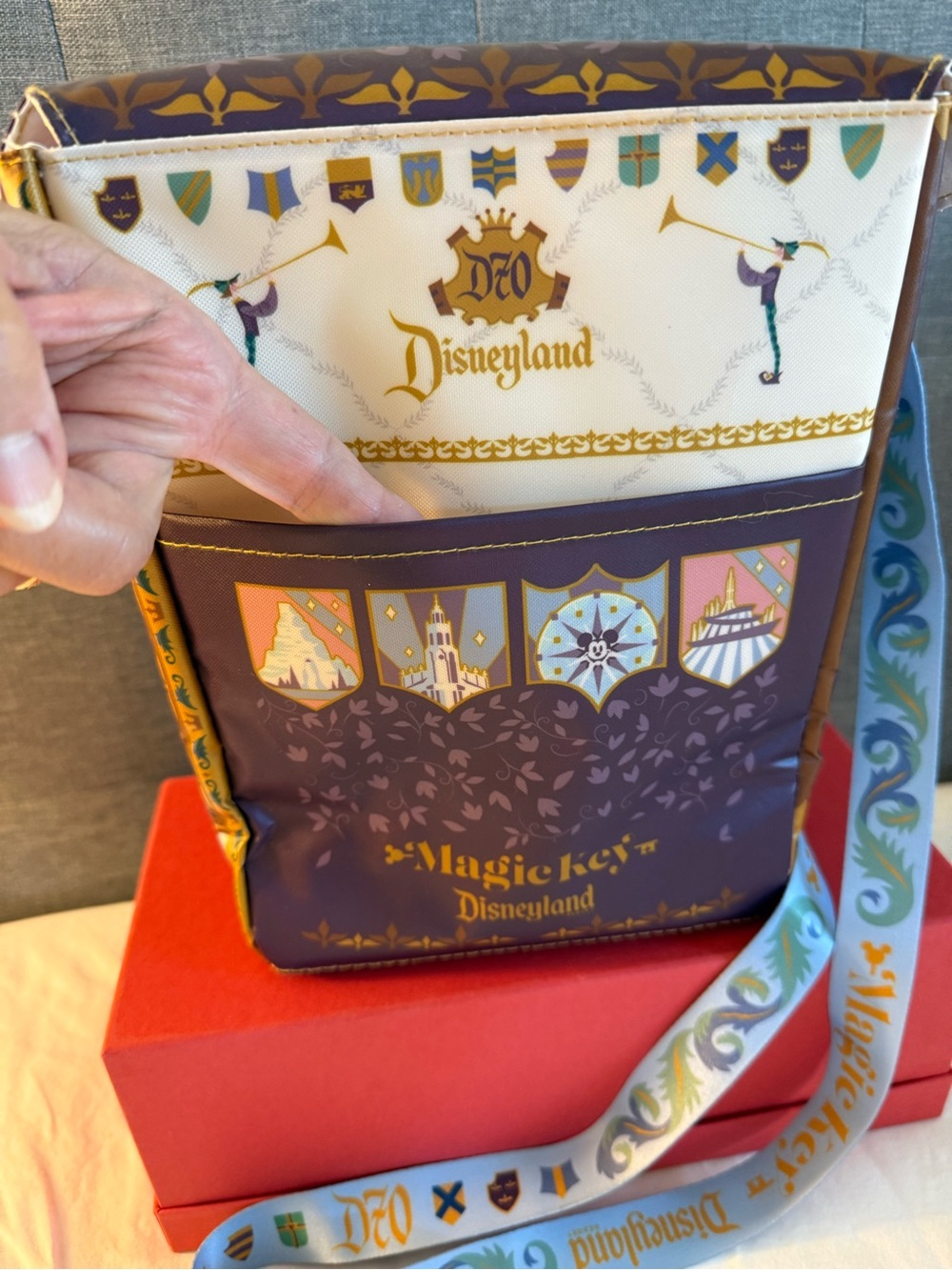 Disney Popcorn Cooler Tote Bag - Picture 8 of 13